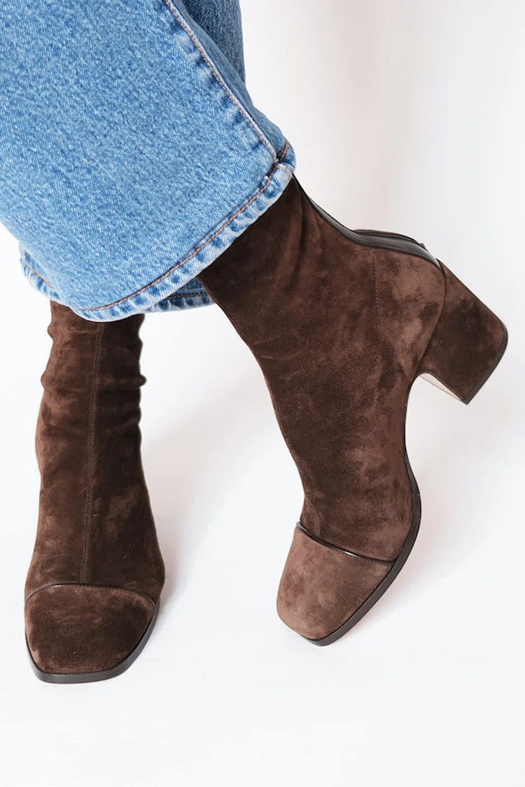 VICTORIA║Botas de tacón de punta cuadrada