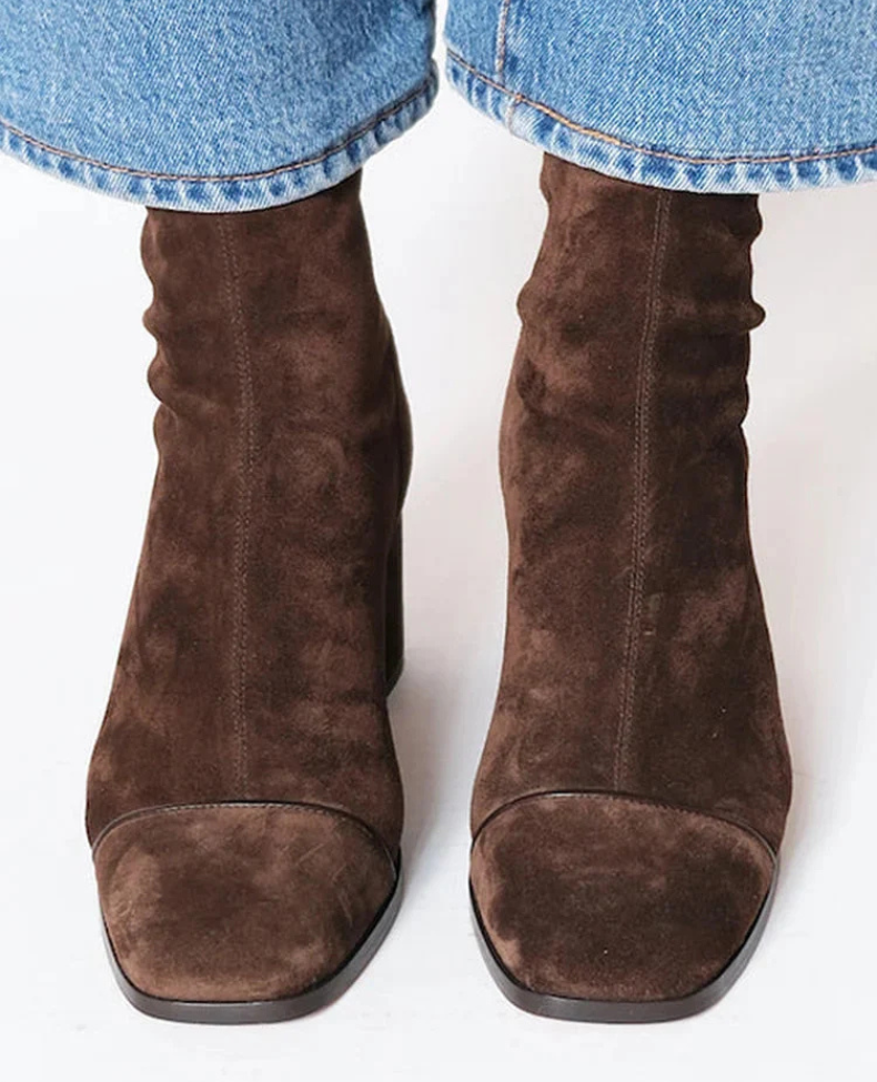 VICTORIA║Botas de tacón de punta cuadrada